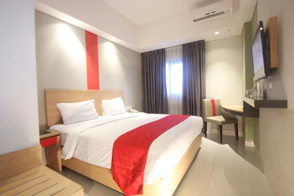 @Hom Semarang Simpang Lima Hotel Exterior foto